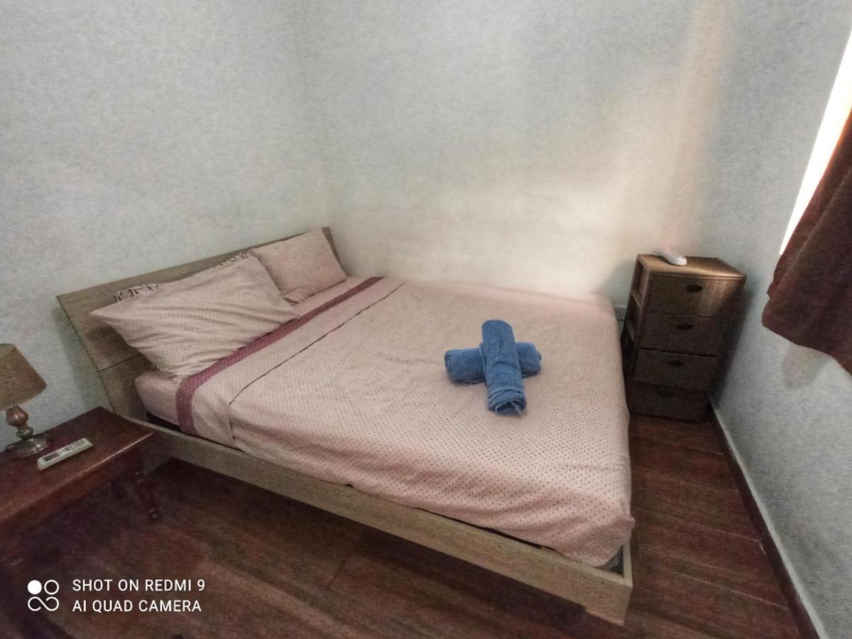 Town House With Private Pool In Village Centre คัลคารา ภายนอก รูปภาพ